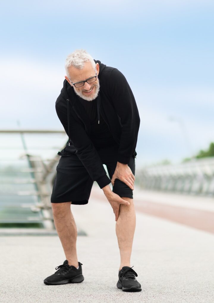 Taux d’invalidité de la pension pour arthrose du genou : Mythes et réalités